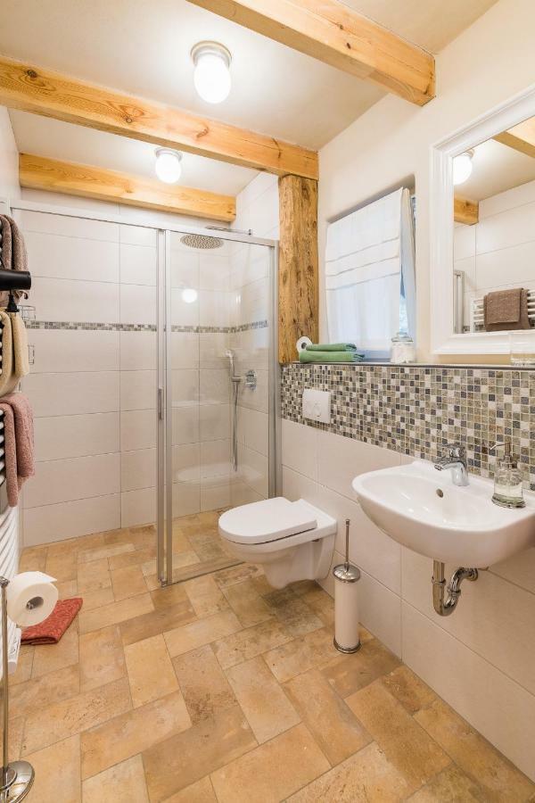 Adelinenhof - Ferienapartments, Fasten, Wellness & Gesundheit Burg  Esterno foto